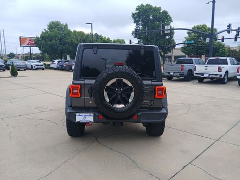Used 2018 Jeep Wrangler Unlimited Rubicon AWD/4WD image 30