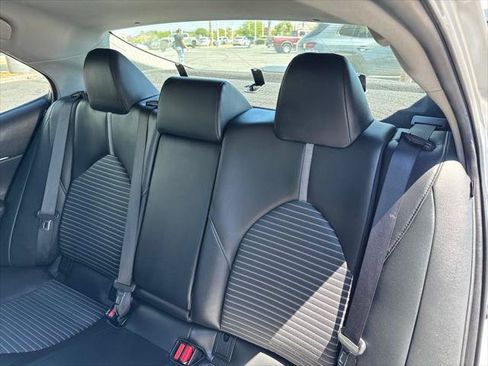 Certified 2021 Toyota Camry SE FWD image 16