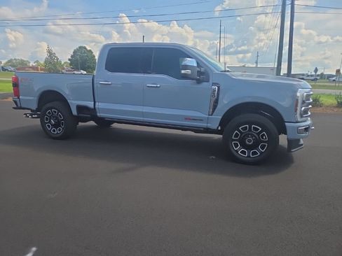 Used 2024 Ford F250 Platinum AWD/4WD image 20