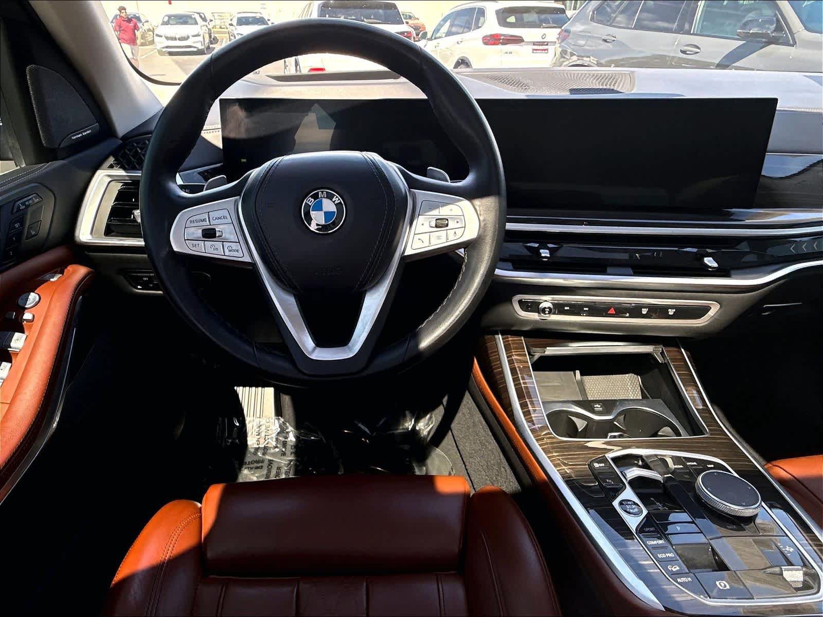 Used 2023 BMW X7 xDrive40i AWD/4WD image 10