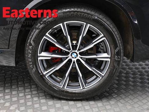 Used 2025 BMW X5 xDrive40i w/ M Sport Package AWD/4WD image 8