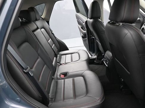 Certified 2023 MAZDA CX-5 Carbon Edition image 28