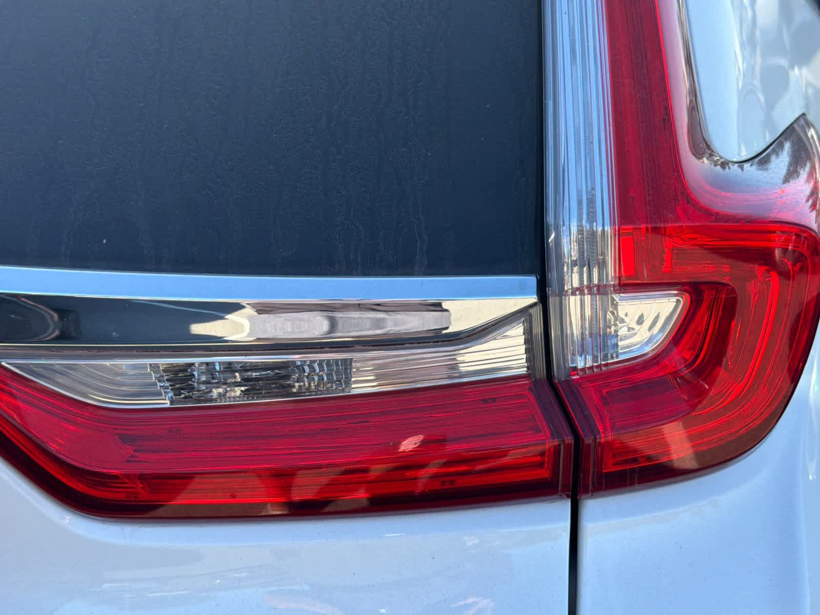Used 2018 Honda CR-V EX-L image 16