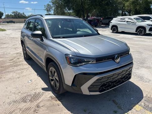Used 2025 Volkswagen Taos S FWD image 1