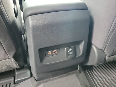 Used 2022 Nissan Frontier SV RWD image 10