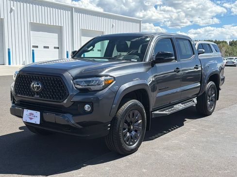 Certified 2022 Toyota Tacoma Limited w/ Nightshade Package AWD/4WD image 7