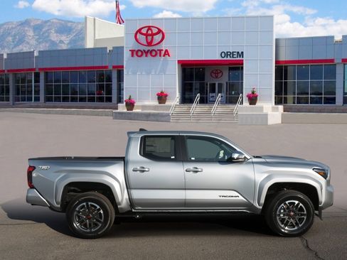 New 2025 Toyota Tacoma TRD Sport image 3
