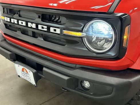 Used 2023 Ford Bronco Outer Banks image 31
