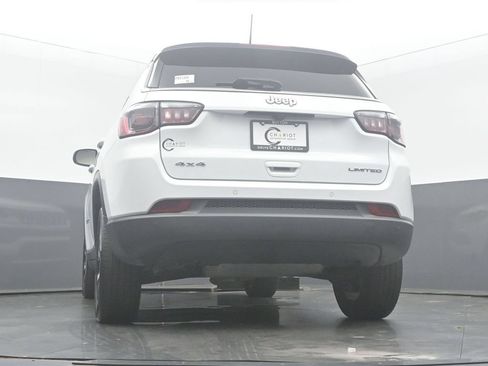 Used 2025 Jeep Compass Limited AWD/4WD image 41