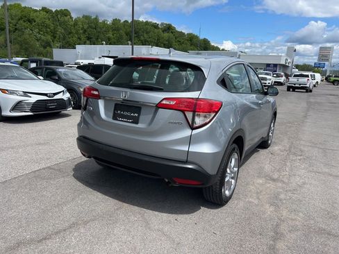 Used 2021 Honda HR-V LX image 5