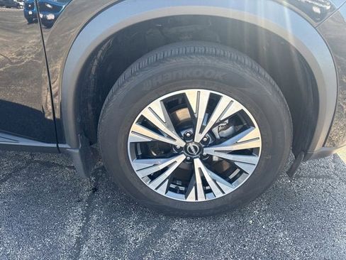 Used 2023 Nissan Rogue SV w/ SV Premium B Package AWD/4WD image 5