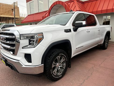 Used 2019 GMC Sierra 1500 SLE image 2