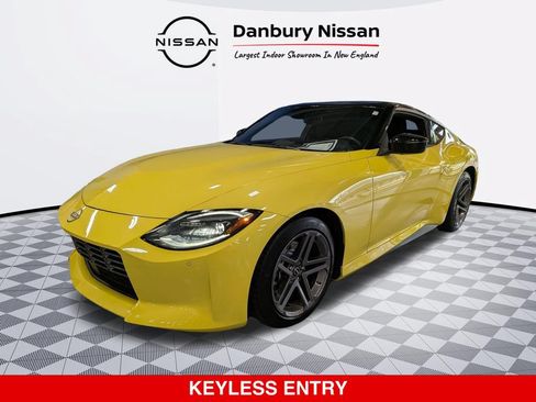 Used 2023 Nissan Z w/ Floor Mat Package RWD image 7