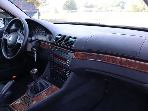Used 2002 BMW 540i 540i image 17