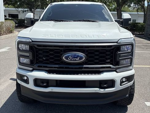 Used 2023 Ford F250 Lariat w/ Lariat Ultimate Package AWD/4WD image 2