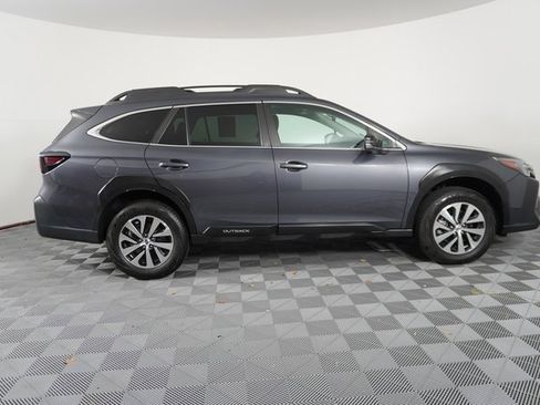 Certified 2024 Subaru Outback Premium image 9