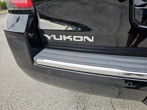 Used 2018 GMC Yukon Denali w/ Denali Ultimate Package image 5