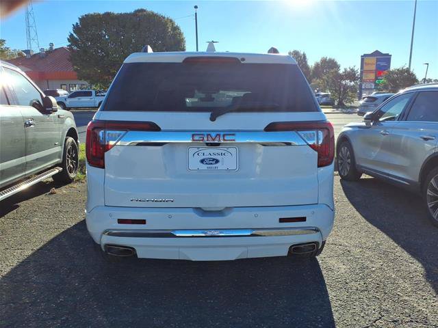 Used 2023 GMC Acadia Denali w/ Denali Technology Package FWD image 4