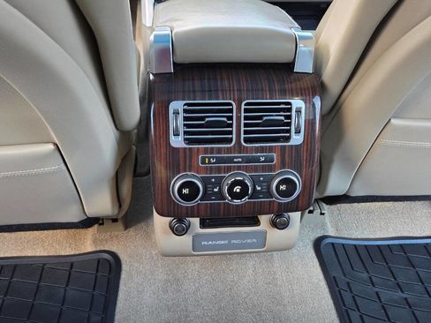 Used 2017 Land Rover Range Rover HSE image 38