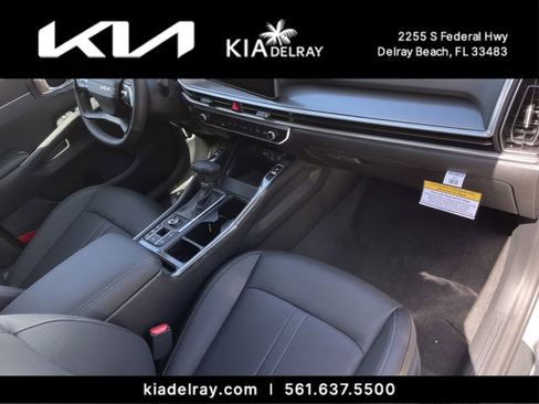 New 2026 Kia Sorento S image 10