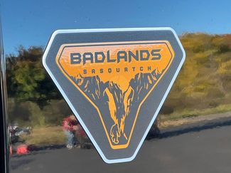 New 2025 Ford Bronco Badlands w/ Sasquatch Package video 2