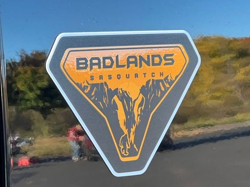 New 2025 Ford Bronco Badlands w/ Sasquatch Package image 2