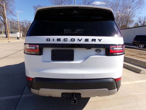 Used 2019 Land Rover Discovery HSE image 40