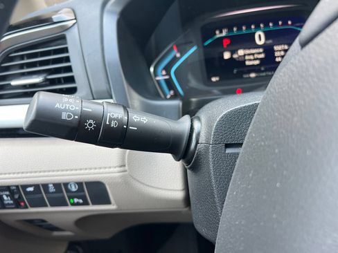 Used 2024 Honda Odyssey Touring image 26