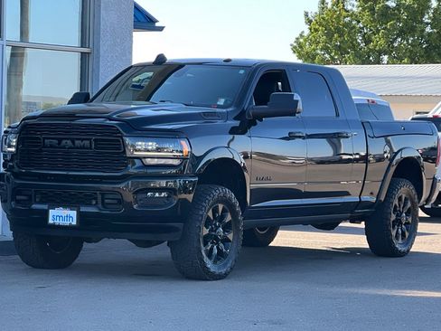 Used 2022 RAM 3500 Limited image 8