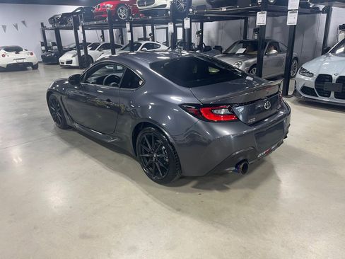 Used 2023 Toyota GR86 Premium image 5