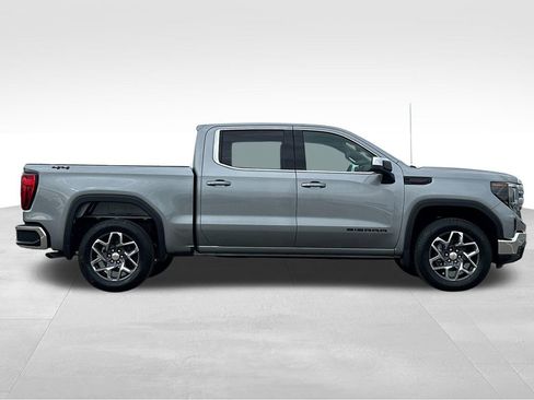 New 2026 GMC Sierra 1500 SLE w/ LPO, Black Badging Package image 6
