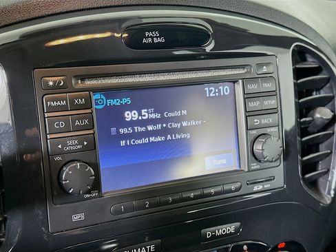 Used 2012 Nissan Juke SL image 21