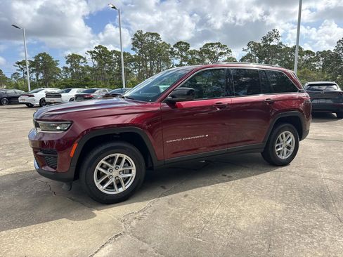 New 2026 Jeep Grand Cherokee Laredo X RWD image 7