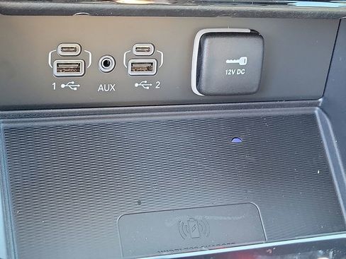 New 2024 Jeep Grand Cherokee Limited 4xe w/ Luxury Tech Group II AWD/4WD image 14