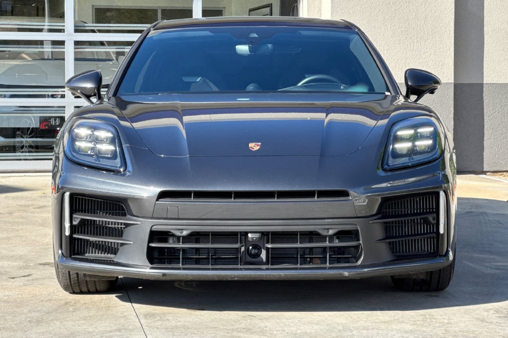 Used 2024 Porsche Panamera RWD image 14
