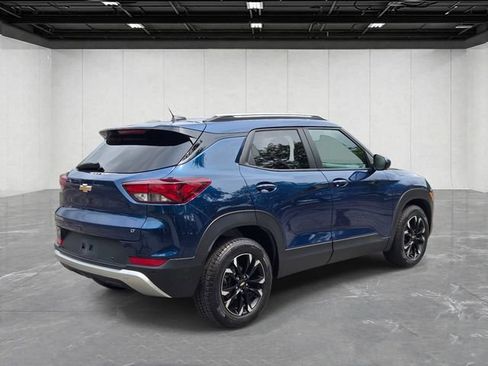Used 2021 Chevrolet TrailBlazer LT w/ Convenience Package FWD image 5