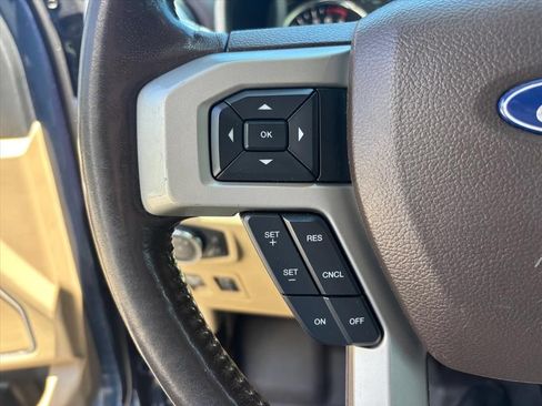 Used 2019 Ford F150 Lariat AWD/4WD image 17