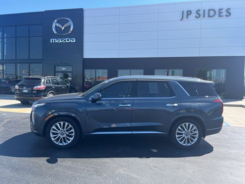 Used 2020 Hyundai Palisade Limited FWD image 2