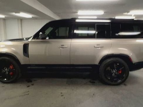Used 2023 Land Rover Defender 130 X image 5