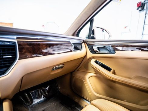 Used 2016 Porsche Macan S image 54