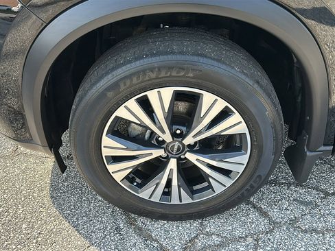 Certified 2023 Nissan Rogue SV AWD/4WD image 8