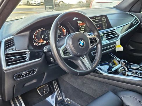 Used 2022 BMW X7 xDrive40i w/ M Sport Package image 10