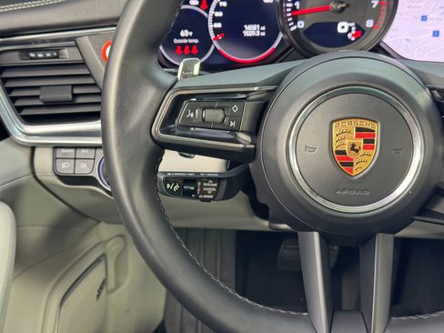 Used 2023 Porsche Panamera Platinum Edition image 22