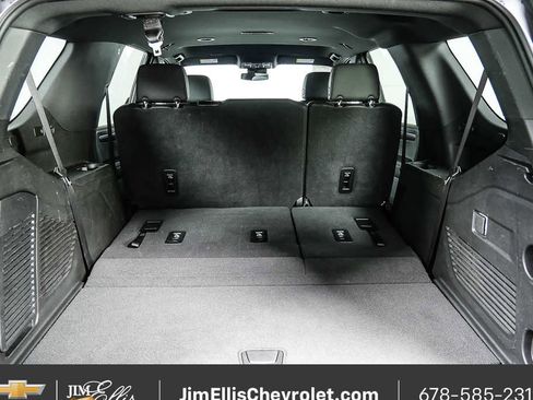 Certified 2025 Chevrolet Tahoe LT RWD image 33