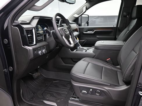 New 2026 GMC Sierra 2500 Denali w/ Denali Reserve Package image 8