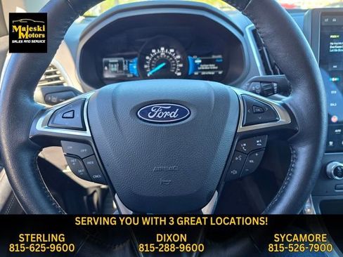Used 2024 Ford Edge Titanium image 34