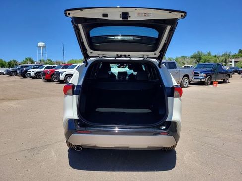 Used 2022 Toyota RAV4 XSE w/ XSE Grade Weather Package AWD/4WD image 28