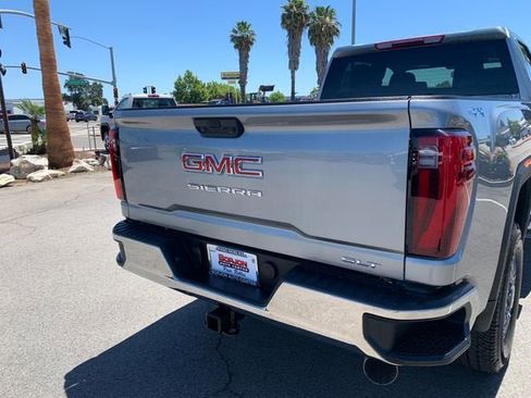 New 2026 GMC Sierra 2500 SLT w/ SLT Convenience Package AWD/4WD image 8