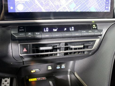 Used 2026 Toyota Camry SE w/ Multimedia Upgrade Package FWD image 21