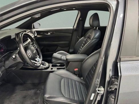 Used 2024 Kia Forte GT-Line w/ GT-Line Premium Package FWD image 8